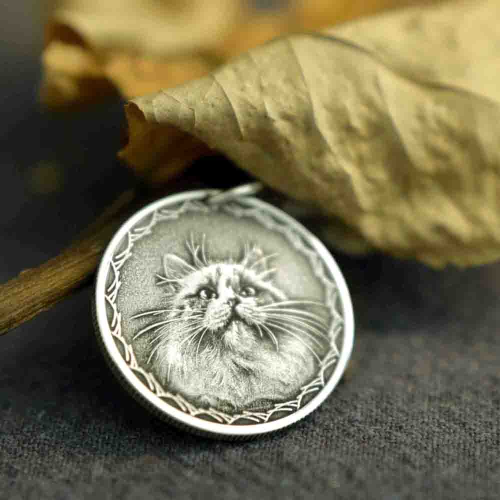 Pet Commemorative Vintage Engraved Photo 999 Fine Silver Coin