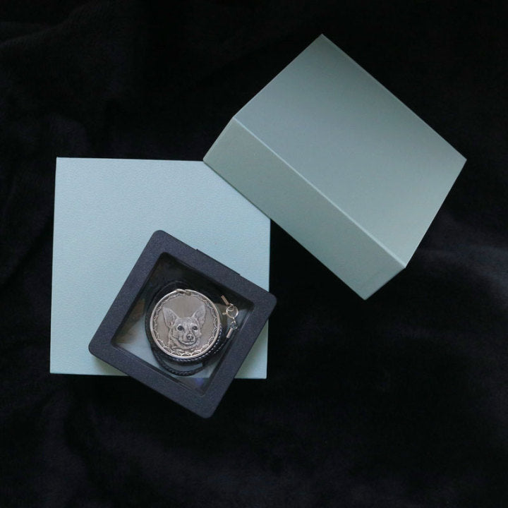 Pet Commemorative Vintage Engraved Photo 999 Fine Silver Coin