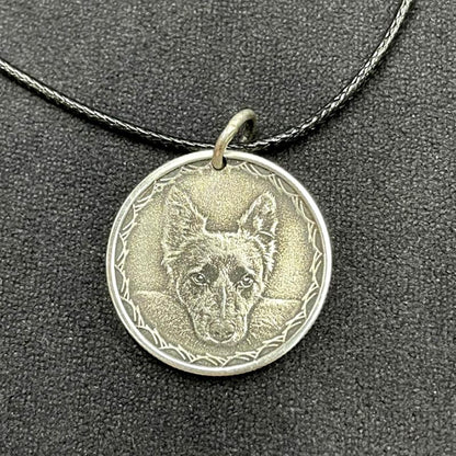 Pet Commemorative Vintage Engraved Photo 999 Fine Silver Coin